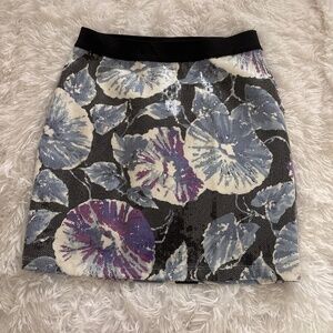 High waisted skirt